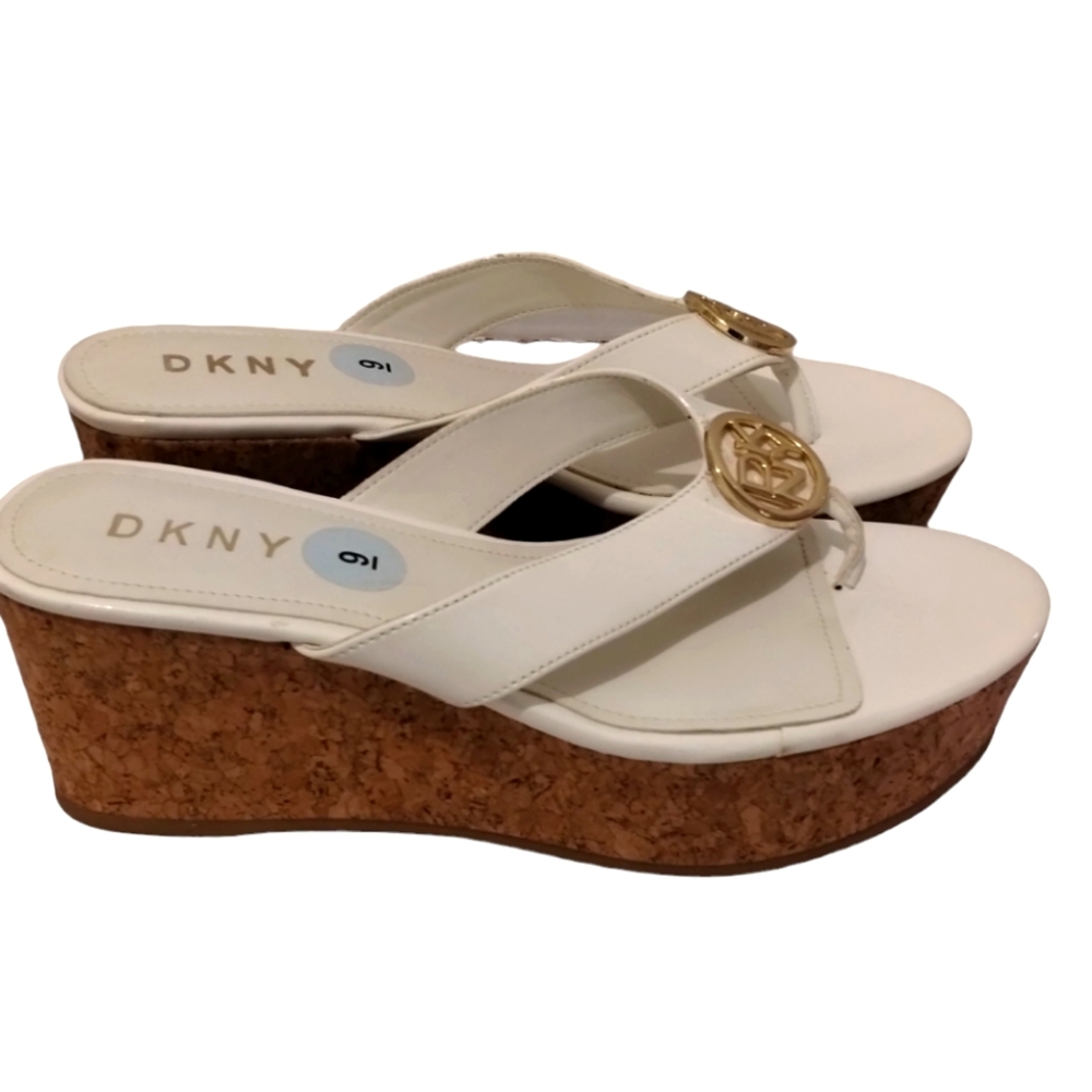 NWT DKNY Wedge Cork Flip Flops